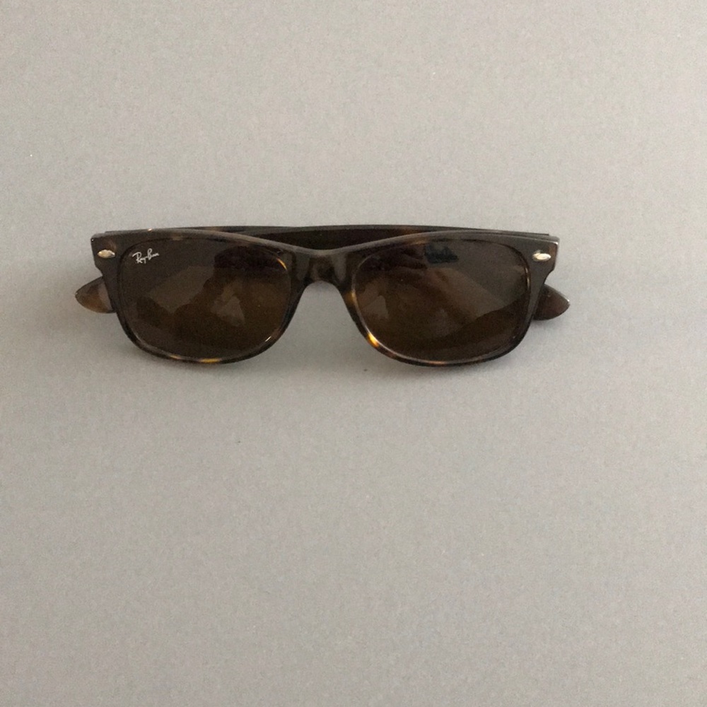 Tortoise Shell Wayfarer Ray Bans